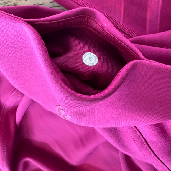 Lululemon tights pants leggings magenta purple pink 6 Excellent Condition! - Picture 1 of 7